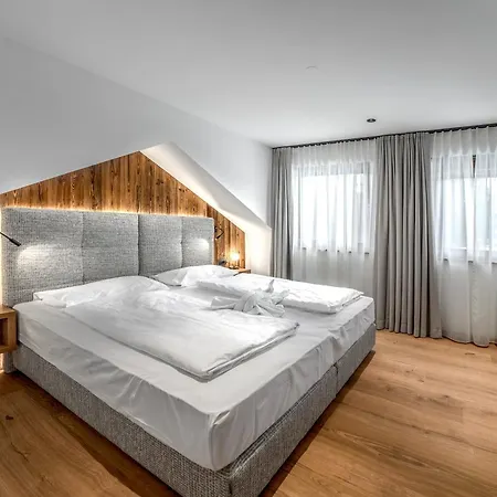 Pana Apartment *